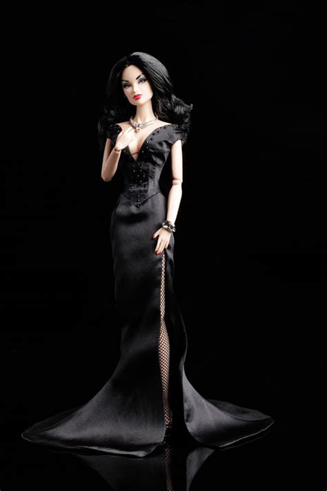 Anja Glam Vamp Horror High By Fashion Royalty Barbie Funny Barbie