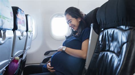 can you travel by plane while pregnant