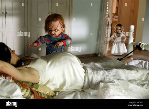Film Still From Seed Of Chucky Jennifer Tilly Chucky Photo Credit Rolf Konow © 2004 Rogue