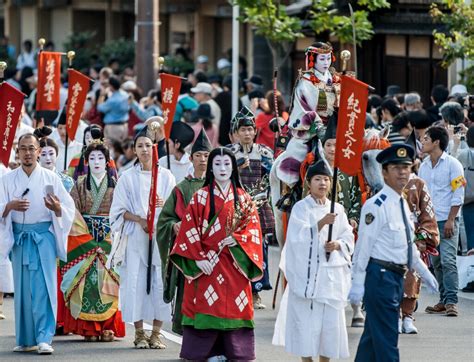 Топ 10 японских традиций которые могут вас удивить Какие традиции Японии считаются самыми