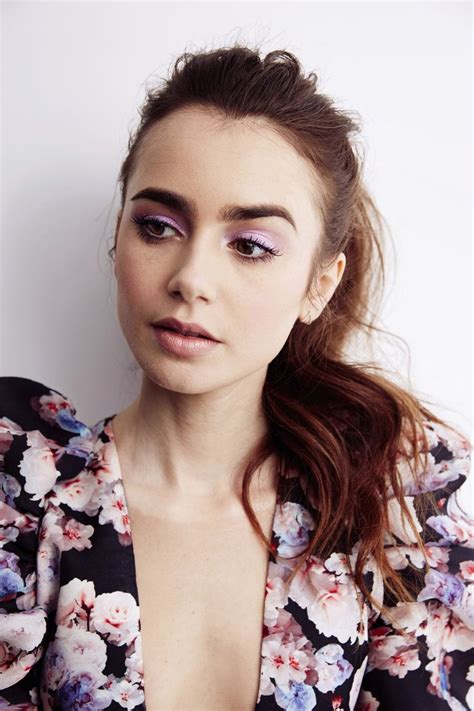 Pin By Tomasz T On Celeb Looks Lily Collins Style Lily Collins