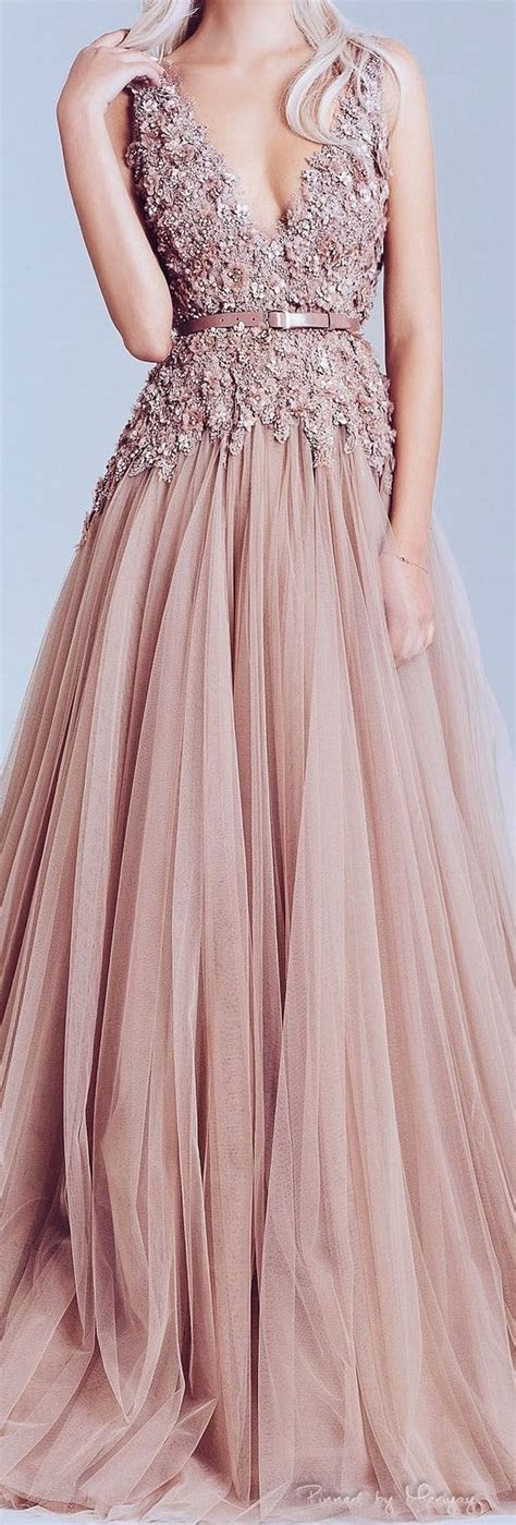 If you like a more diverse look with. Dusty Pink & Green Inspiration For Your Wedding - Dream ...