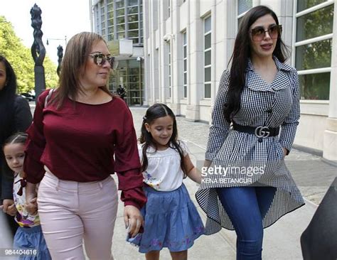 The Wife Of El Chapo Emma Coronel Aispuro Leaves With Her Twin