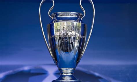 Find out when the eight teams of four will be drawn for the champions league and the dates the games will be played. Así quedaron los grupos para la Champions League 2020-2021 ...
