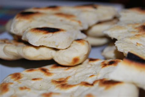 We did not find results for: La cucina di Etta: Naan: pane indiano