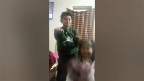 Mi Hermana Y Yo Bailando La Gatica Youtube