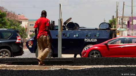 Relatório Revela Brutalidade Da Polícia Angolana Durante Estado De Emergência Angola Dw 25
