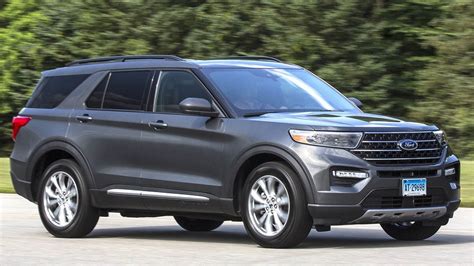 2020 Ford Explorer Drives Nicely But Has Many Flaws