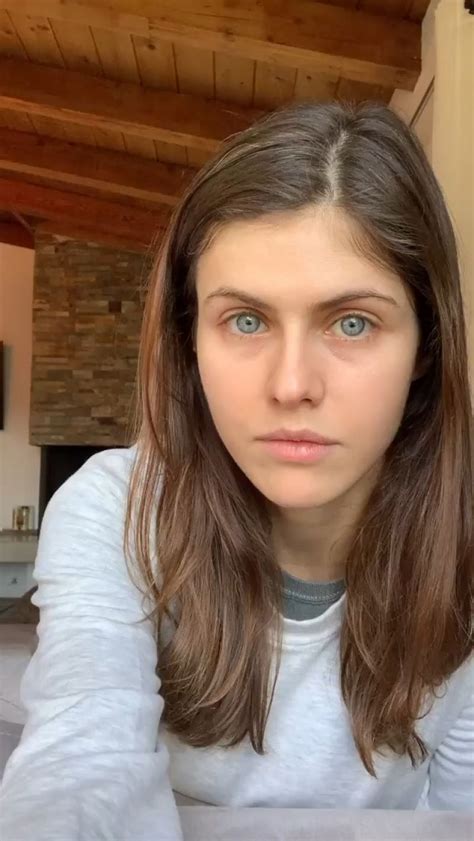 .посмотрите в instagram фото и видео alexandra daddario (@allexandradaddario). Alexandra Daddario - Live Stream 03/26/2020 • CelebMafia