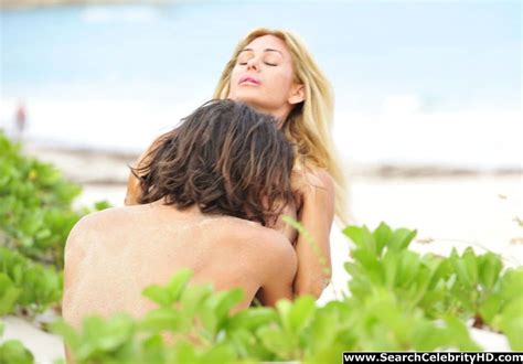 Shauna Sand Caught Having Sex On The Beach Search Celebrity Hd