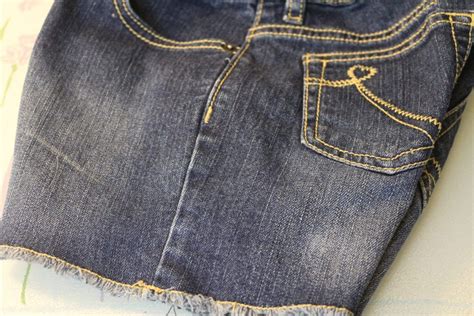 Feb 27, 2021 · acetum to remove slime from clothing, go for this liquid, only remember that it works on the fresh and soft stuff only. How To Remove Dried Paint from Clothing Quick and Easy ...
