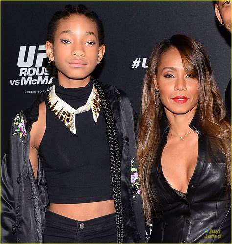 Willow Smith Bares Midriff At Ufc 170 Event Photo 646503 Photo