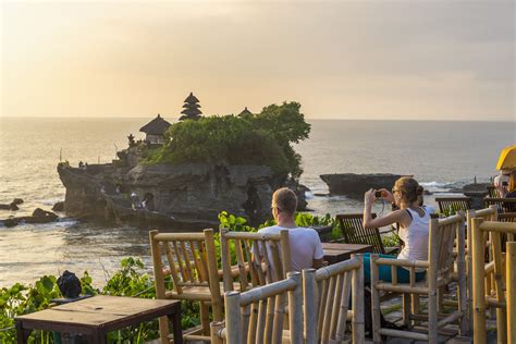 Foto wisata pura tanah lot bali. Bali Attraction: Gambar Tanah Lot Di Bali