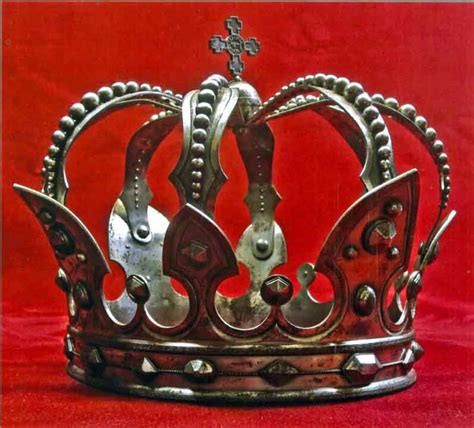 Tripla Semnificație A Zilei De 10 Mai Coroana De Oțel A Regelui Carol