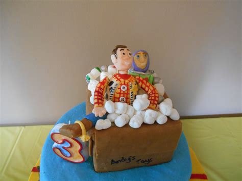 Buzz And Woody On Grants Toy Story Cake Toy Story Cakes Woody Gingerbread House Toys
