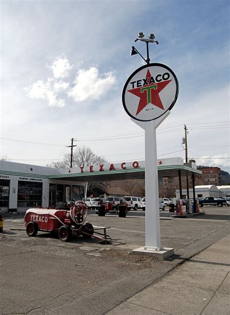Texaco Gas Station A Photo On Flickriver