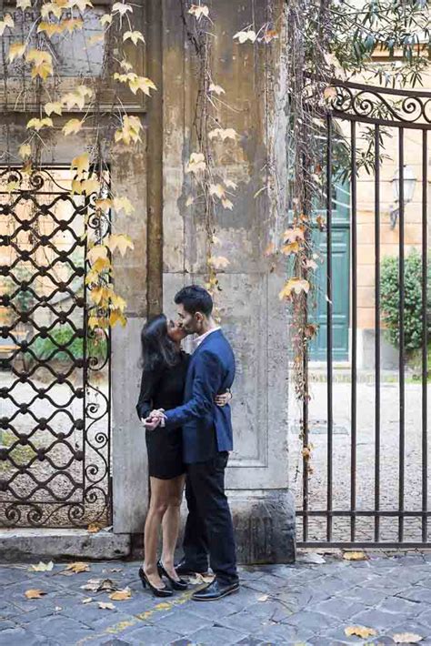rome candid surprise wedding proposal capturing that special moment