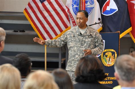 Amc Commanding General Visits Army Contracting Command