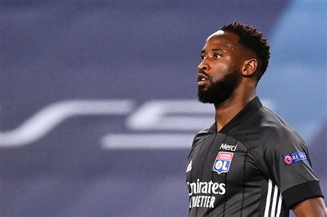 Football Ligue 1 Moussa Dembélé Prêté à Latletico Islam Slimani Arrive à Lyon