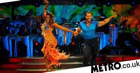 What Time Is The Strictly Come Dancing Results Show On Tonight Metro