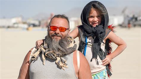 Are Kids Allowed At Burning Man 2023 Yes Parents Can Bring Children