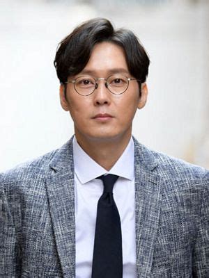 Park made his debut in 2000 with a minor role in the tv series mr. Park Byung Eun - DramaWiki