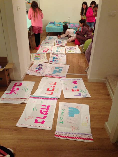 We did not find results for: Pillowcase crafts at 11 year old's pyjama party | Girls ...