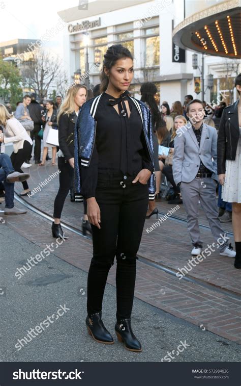 Los Angeles Feb 4 Janina Gavankar Stock Photo 572984026 Shutterstock