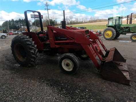 Case 685 Tractor Online Auctions