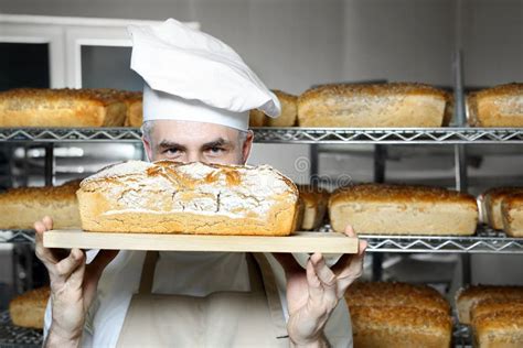 Baker In The Bakery Baking Bread Stock Image Image Of Handmade Kitchen 115202177