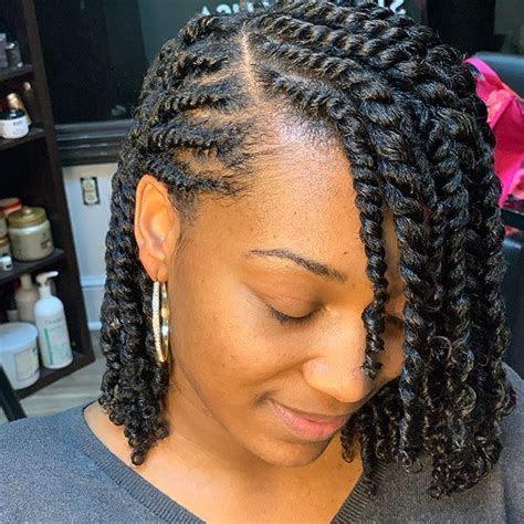 While spring twists look too springy and faux locks look too faux, this hairstyle starts to look more natural as it ages, blending with your real hair. Pin by Ivanna on Xv | Natural hair flat twist, Natural ...