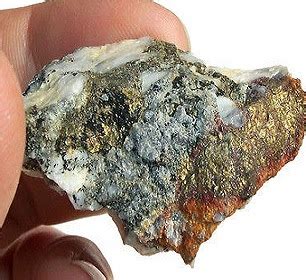 Gold nuggets just sitting on bedrock. Jenis Batuan Emas dan Proses Pembentukan Emas - Informasi Tambang Emas Di Dunia