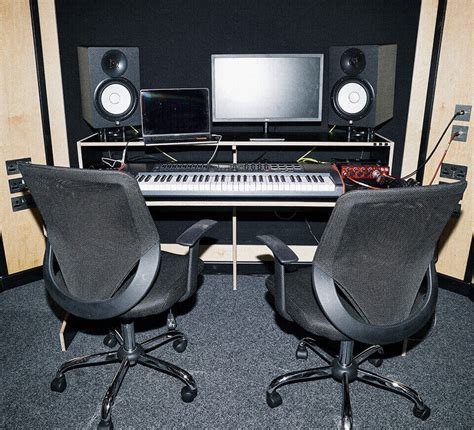 Manchester Music Recording Studios Hire From £1050h Pirate