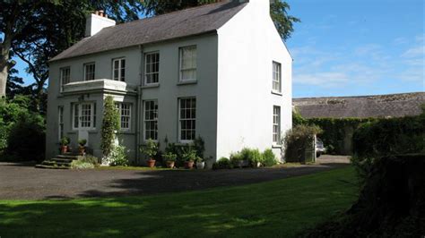 Dromore House Historic Country House Accommodation Bed
