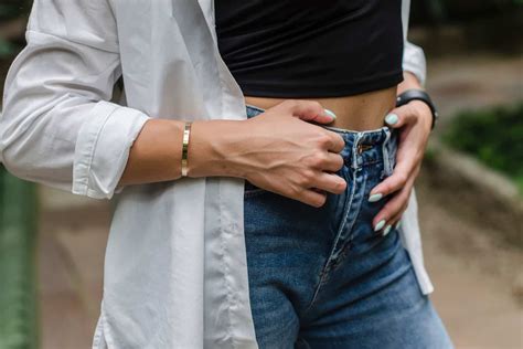 how to stretch out jeans that are too tight brightly