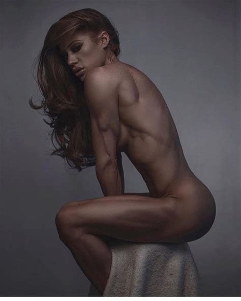 Samantha Skolkin Nude Voyeurflash