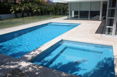 Swimming pool construction, pool builder, pool contractor. Rectangular Pool Designs - HomesFeed