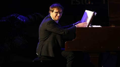 Piano Recital Spanish Pianist Pablo Galdo Mesmerises Calcutta School