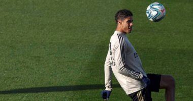 قال دييجو سيميوني مدرب أتلتيكو مدريد أنه لن يشاهد مباراة ريال مدريد ضد إشبيلية في الدوري الإسباني اليوم الأحد بعد تعادل فريقه بدون أهداف مع برشلونة ليمنح جاره أفضلية. الريال ضد إشبيلية.. فاران ينتظر الظهور 300 مع الملكى ...
