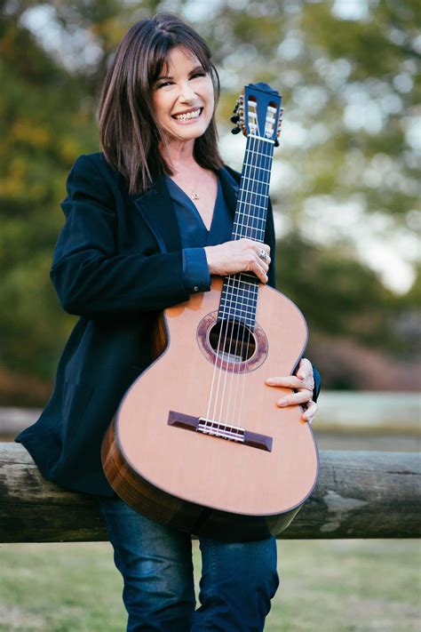 Tessa Ziegler Classical Guitarst Hands On Promotions