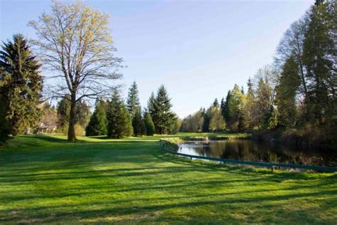 Finding Summer At Stunning Saratoga Beach British Columbia Travel