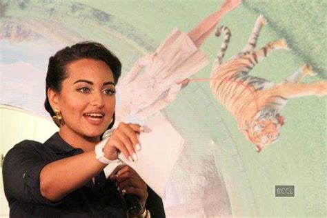 Sonakshi Sinha Interesting Facts About The Actress
