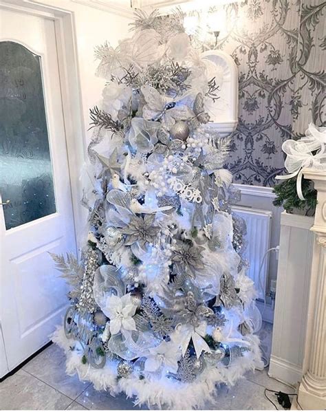 40 Christmas Tree Decor Ideas The Wonder Cottage White Flocked