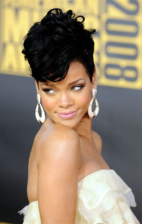 2012 Hairstyle Trends Rihanna Hairstyles Insights For Fans