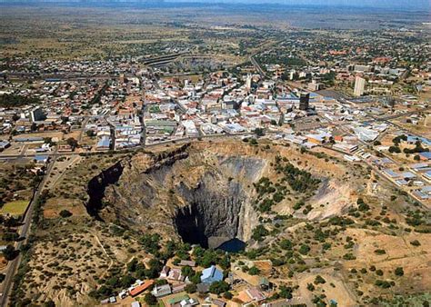 Kimberley Mine Hatalmas Gyémántbánya Dél Afrikában Érdekes Világ