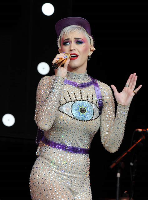 Katy Perry And Chris Martin Reportedly Hooked Up At Glastonbury