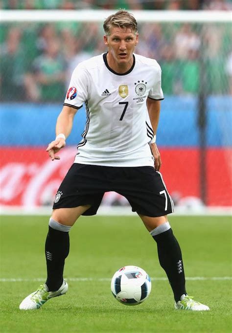 Born 1 august 1984) is a german former professional footballer who usually played as a central midfielder. Bastian Schweinsteiger Height Weight Body Statistics ...