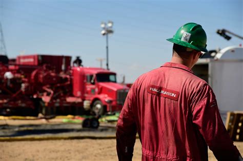 Halliburton Buys Rival Baker Hughes as Big Oil Mergers Return | TIME