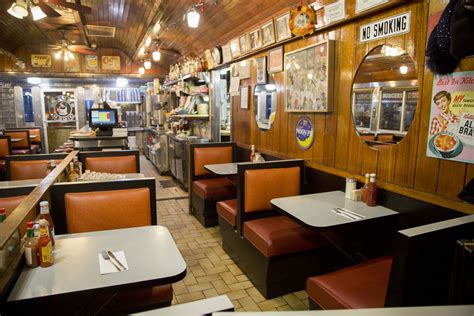 8 Nyc Diners That Still Maintain An Old School Look Eater Ny