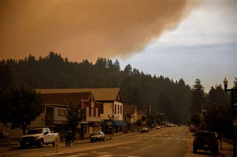 Our gated apartment community is conveniently situated on the corner of n. How to check and track California wildfire smoke levels in your neighborhood - The Ukiah Daily ...